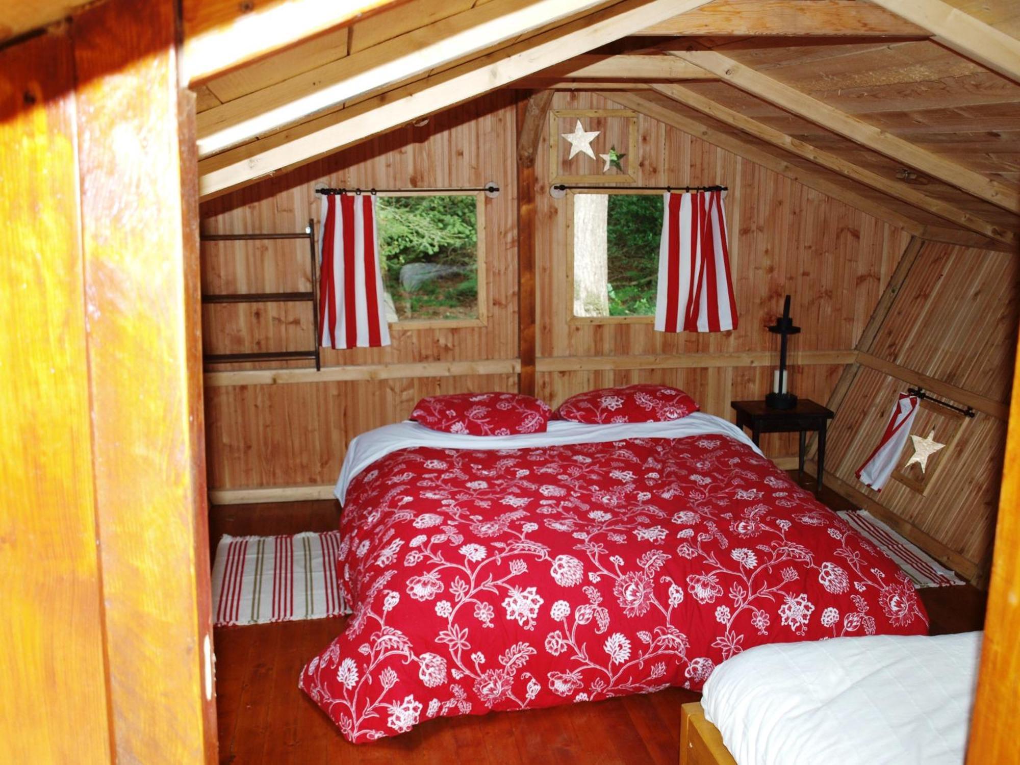 Les Cabanes De Kermenguy Cleder Bilik gambar